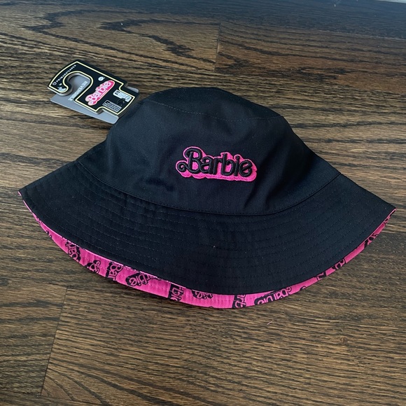 Barbie Accessories Barbie The Movie Black And Pink Reversible